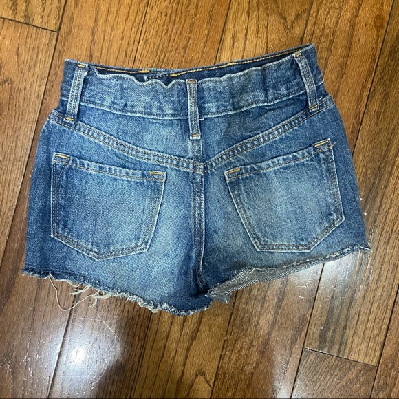 Old navy denim shorts. Colorful buttons, elastic adjuster in waist - Picture 2 of 5